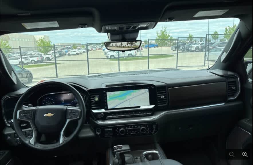 2023 Chevrolet Silverado 1500 4WD Crew Cab Short Bed High Country