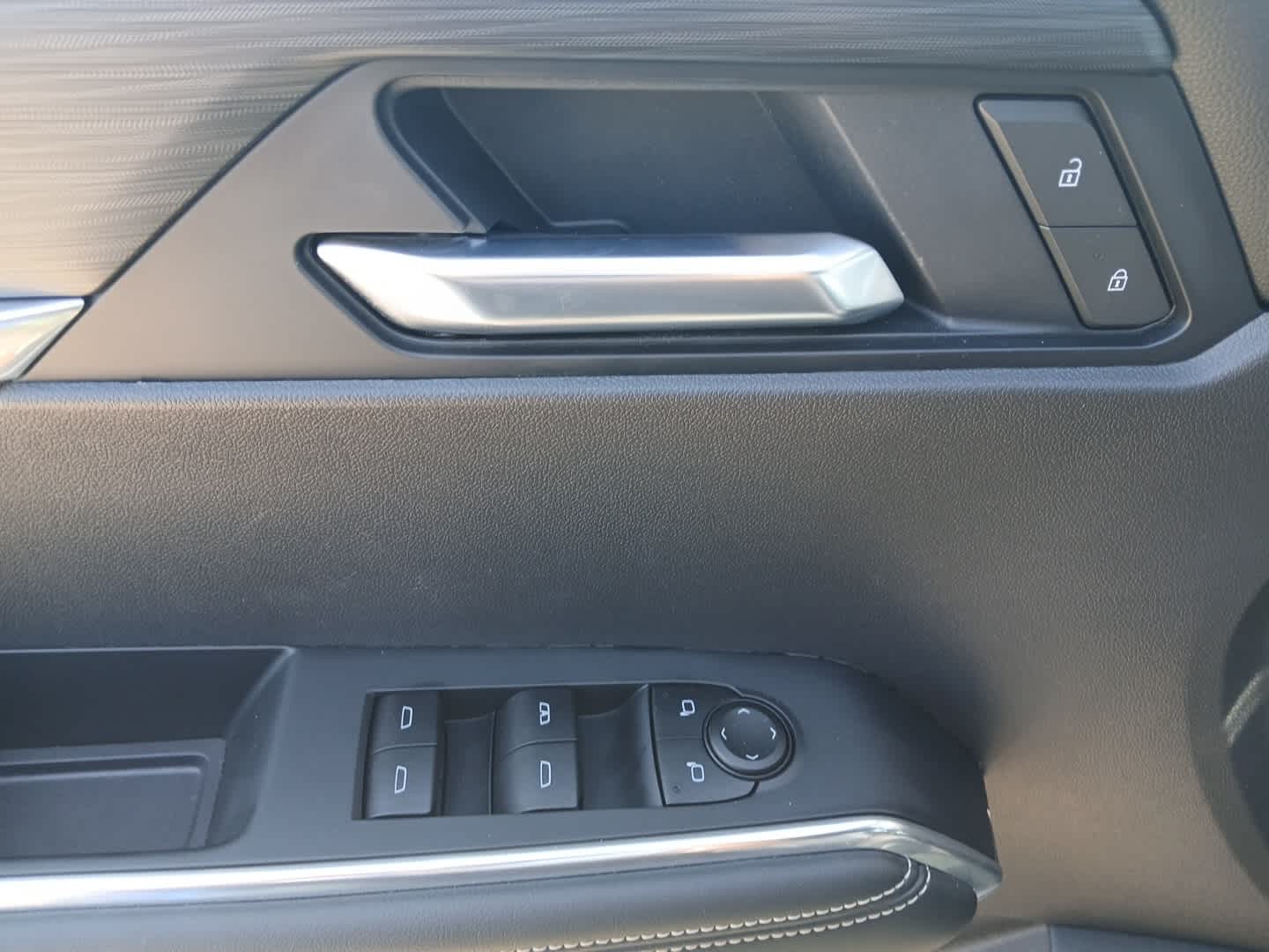 2025 GMC Acadia AWD Elevation