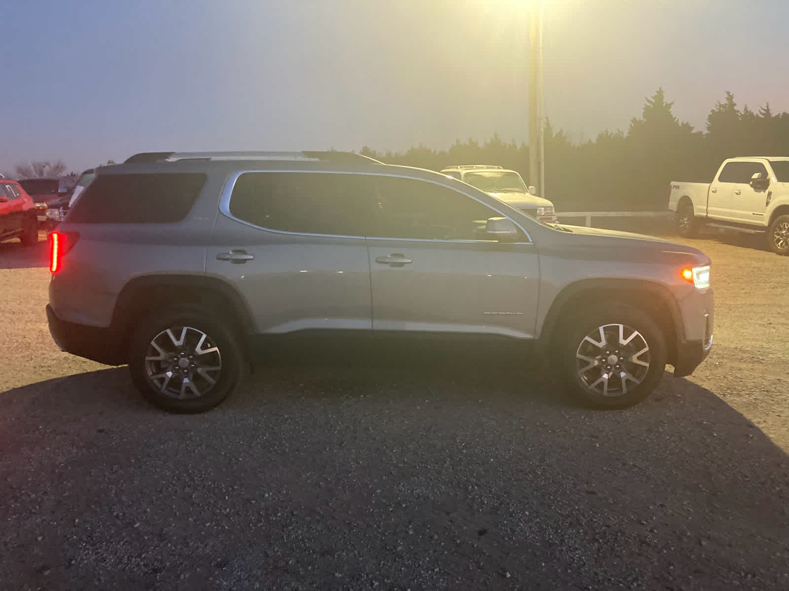 2023 GMC Acadia FWD SLE