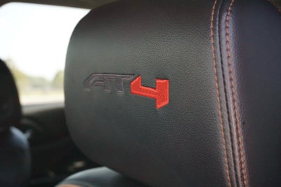 2022 GMC Acadia AT4