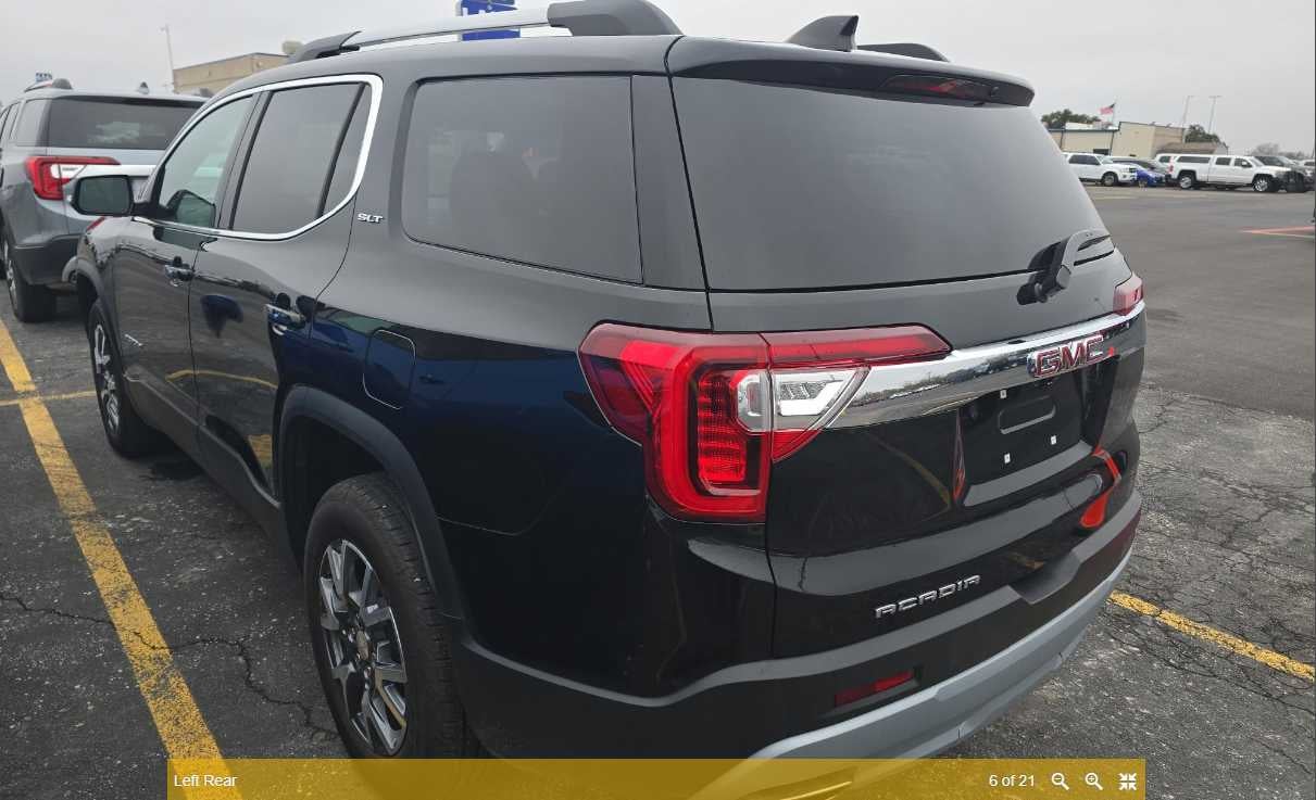 2023 GMC Acadia FWD SLT