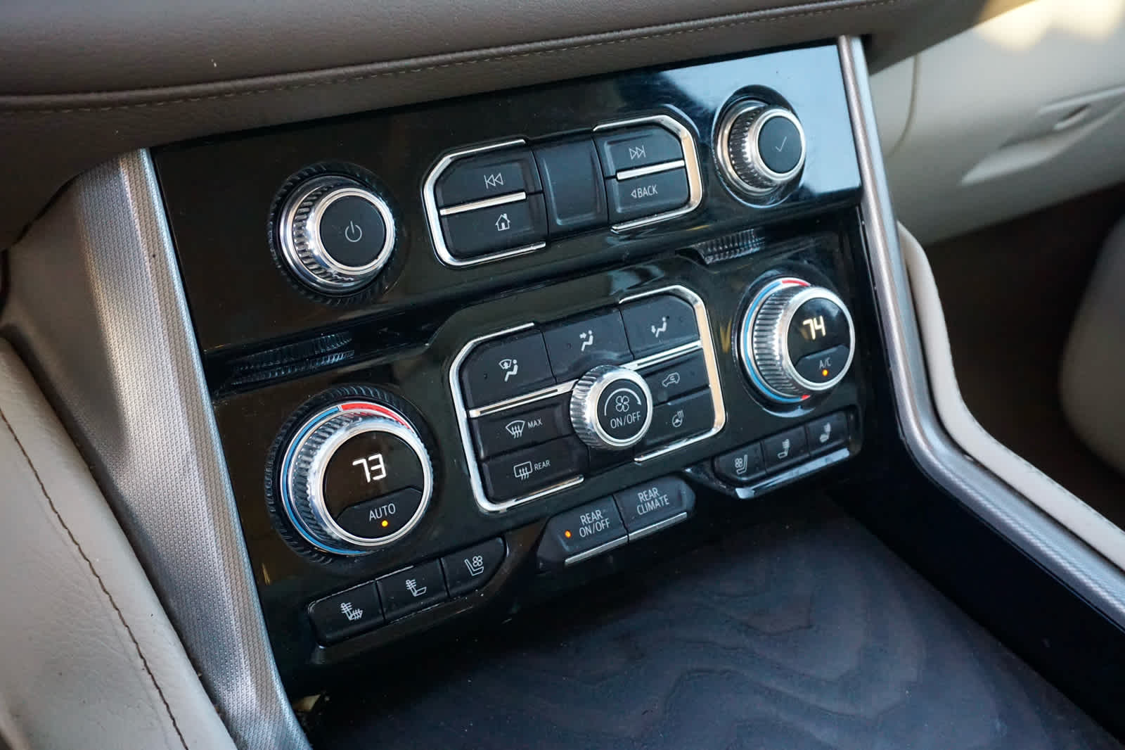 2024 GMC Yukon Denali Denali