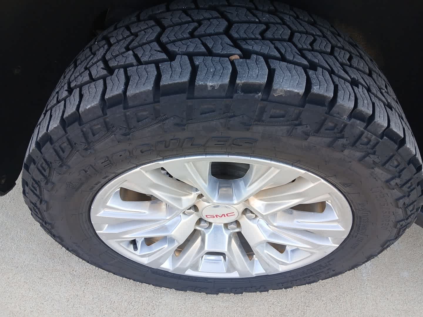 2022 GMC Yukon 4WD Denali