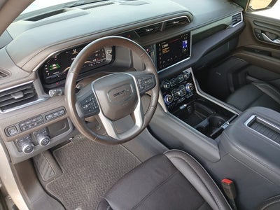 2022 GMC Yukon 4WD Denali