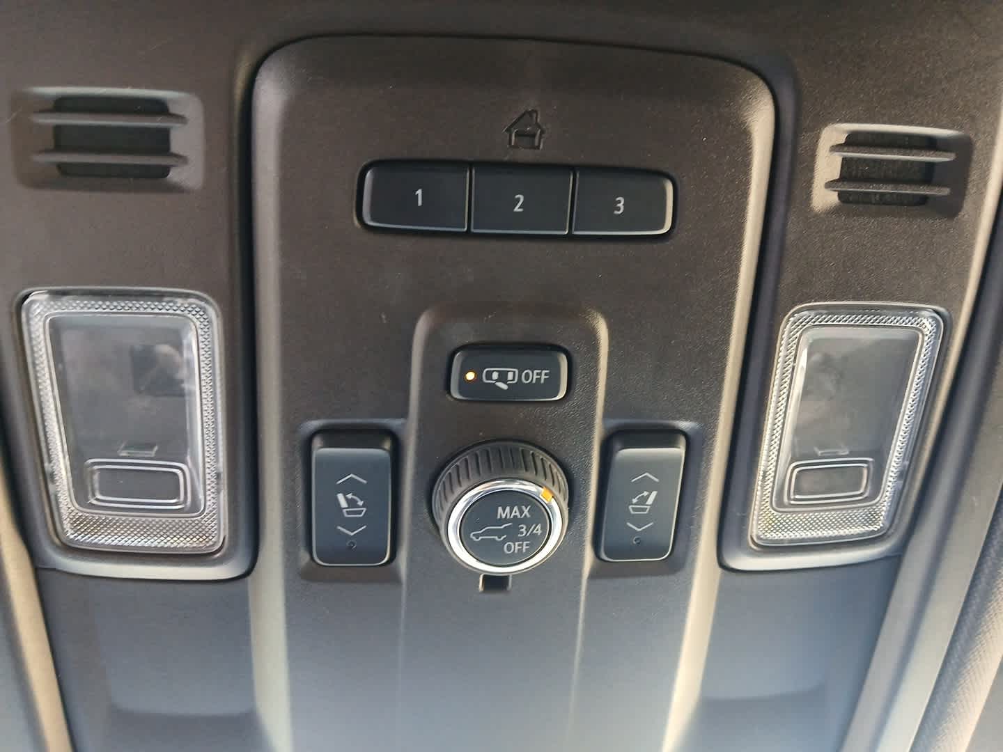 2022 GMC Yukon 4WD Denali