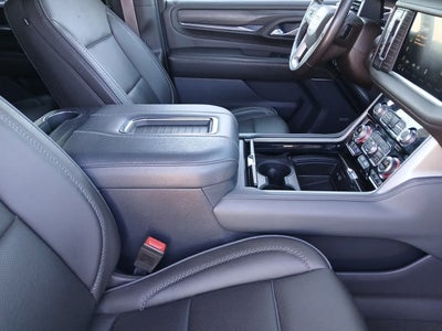 2022 GMC Yukon 4WD Denali