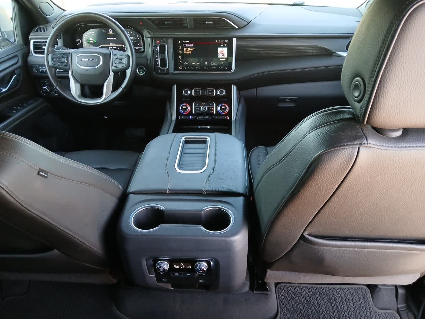 2022 GMC Yukon 4WD Denali