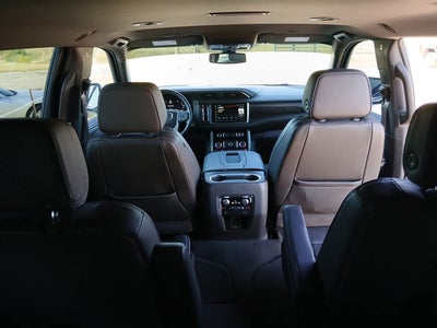 2022 GMC Yukon 4WD Denali
