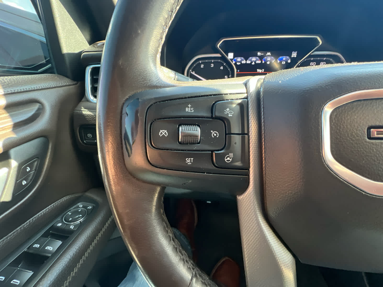 2021 GMC Yukon XL 4WD Denali