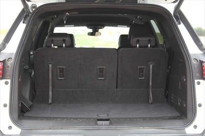 2023 Chevrolet Traverse FWD LT Leather