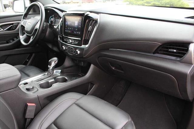 2023 Chevrolet Traverse FWD LT Leather