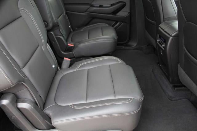 2023 Chevrolet Traverse FWD LT Leather