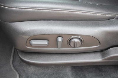 2023 Chevrolet Traverse FWD LT Leather