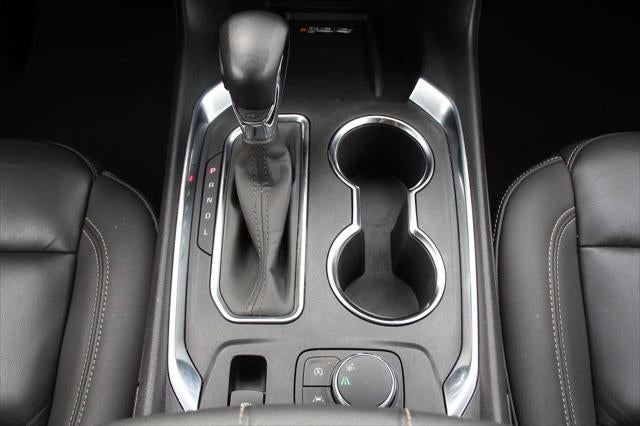 2023 Chevrolet Traverse FWD LT Leather