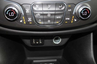 2023 Chevrolet Traverse FWD LT Leather
