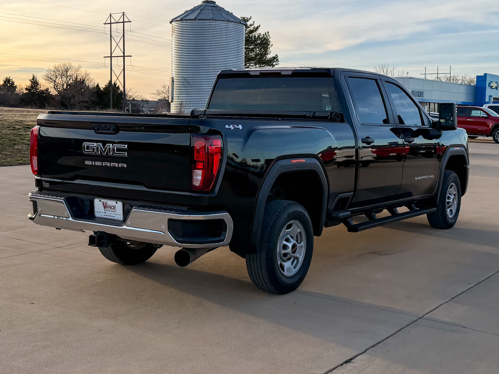 2024 GMC Sierra 2500HD 4WD Crew Cab Standard Bed Pro