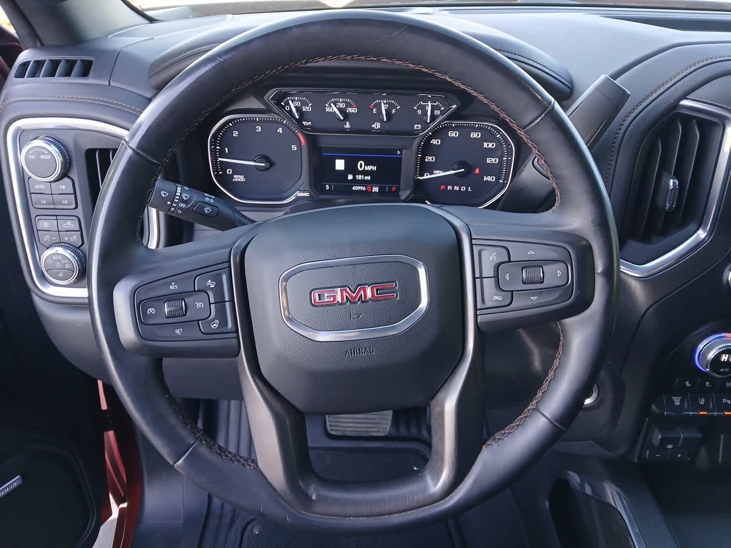 2023 GMC Sierra 2500HD 4WD Crew Cab Standard Bed AT4