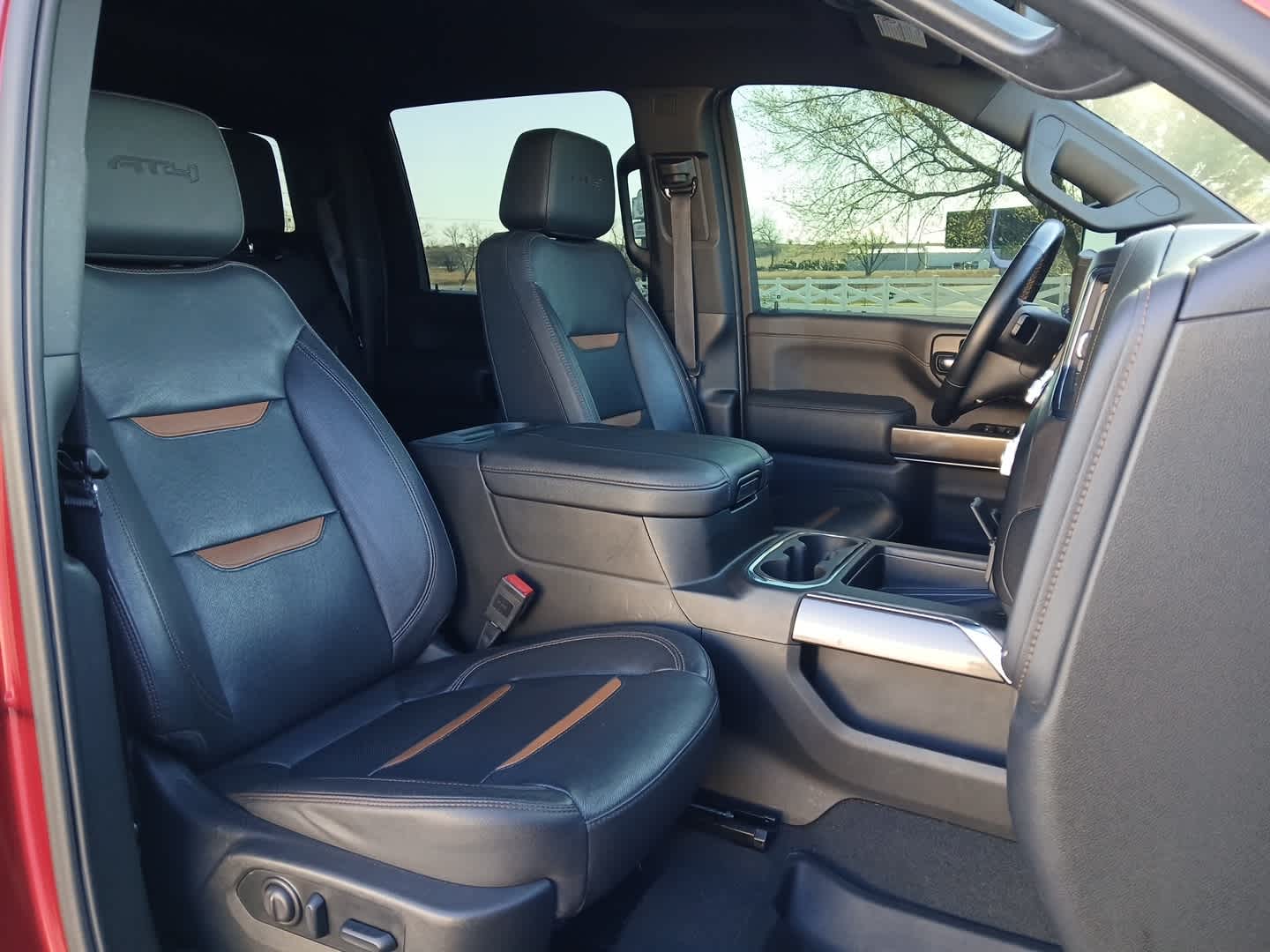 2023 GMC Sierra 2500HD 4WD Crew Cab Standard Bed AT4