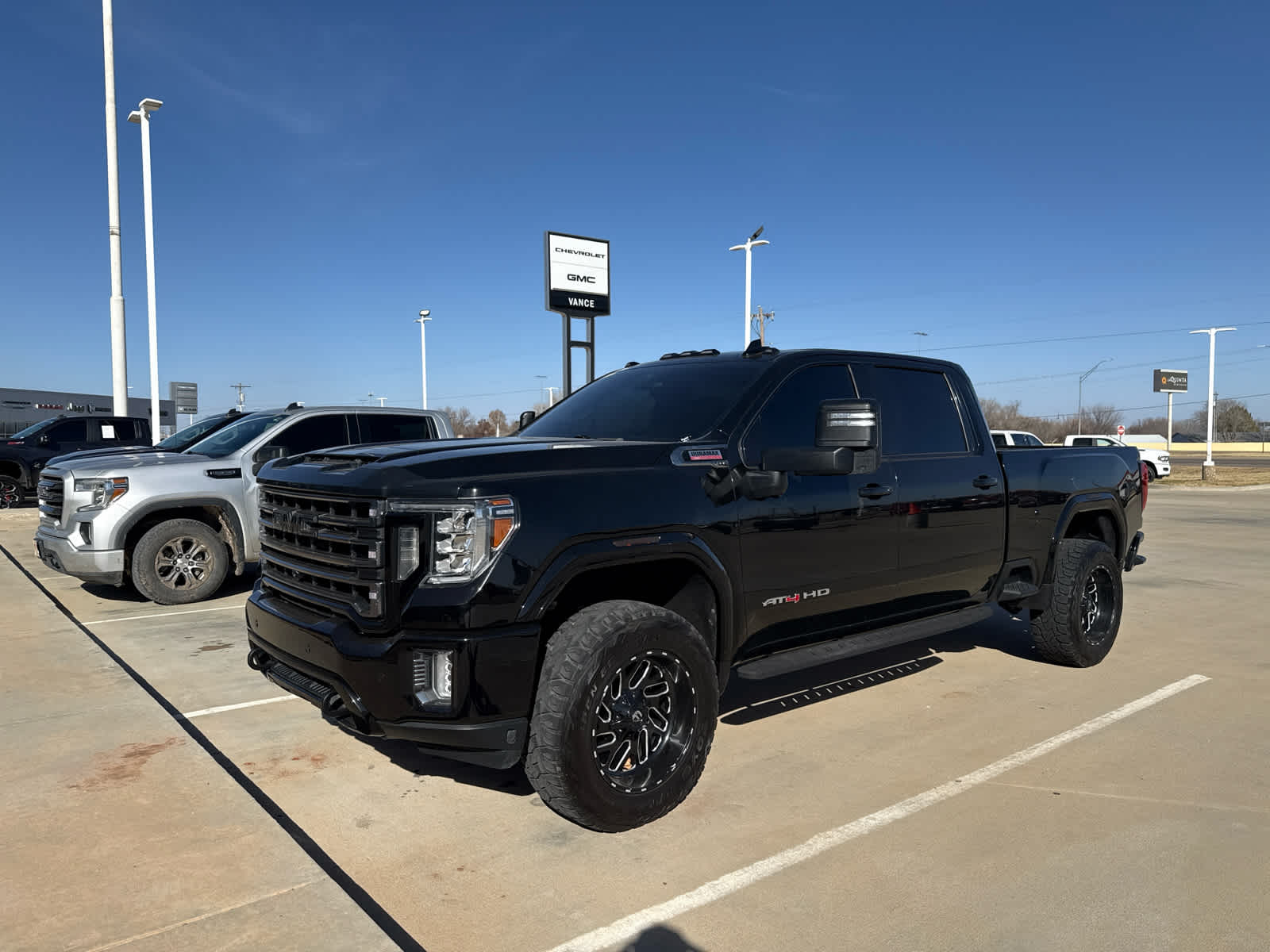 2020 GMC Sierra 2500HD 4WD Crew Cab Standard Bed AT4