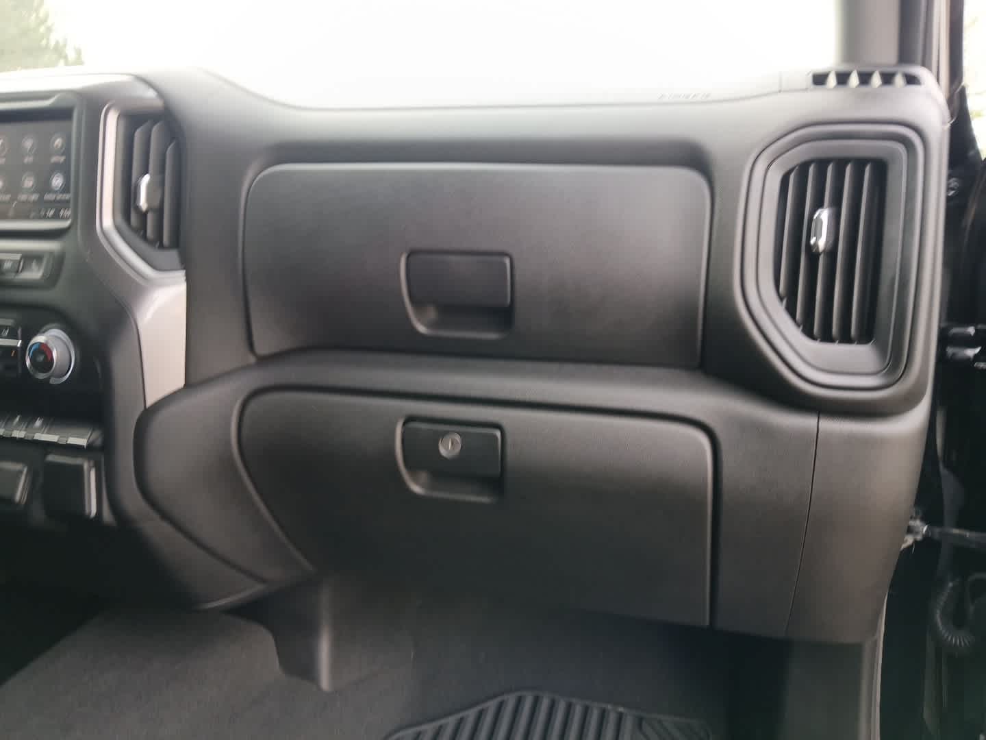 2024 Chevrolet Silverado 2500HD 4WD Crew Cab Standard Bed Custom