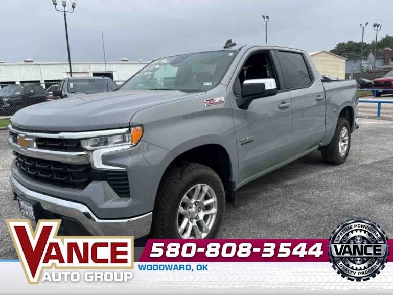 2024 Chevrolet Silverado 1500 4WD Crew Cab Short Bed LT