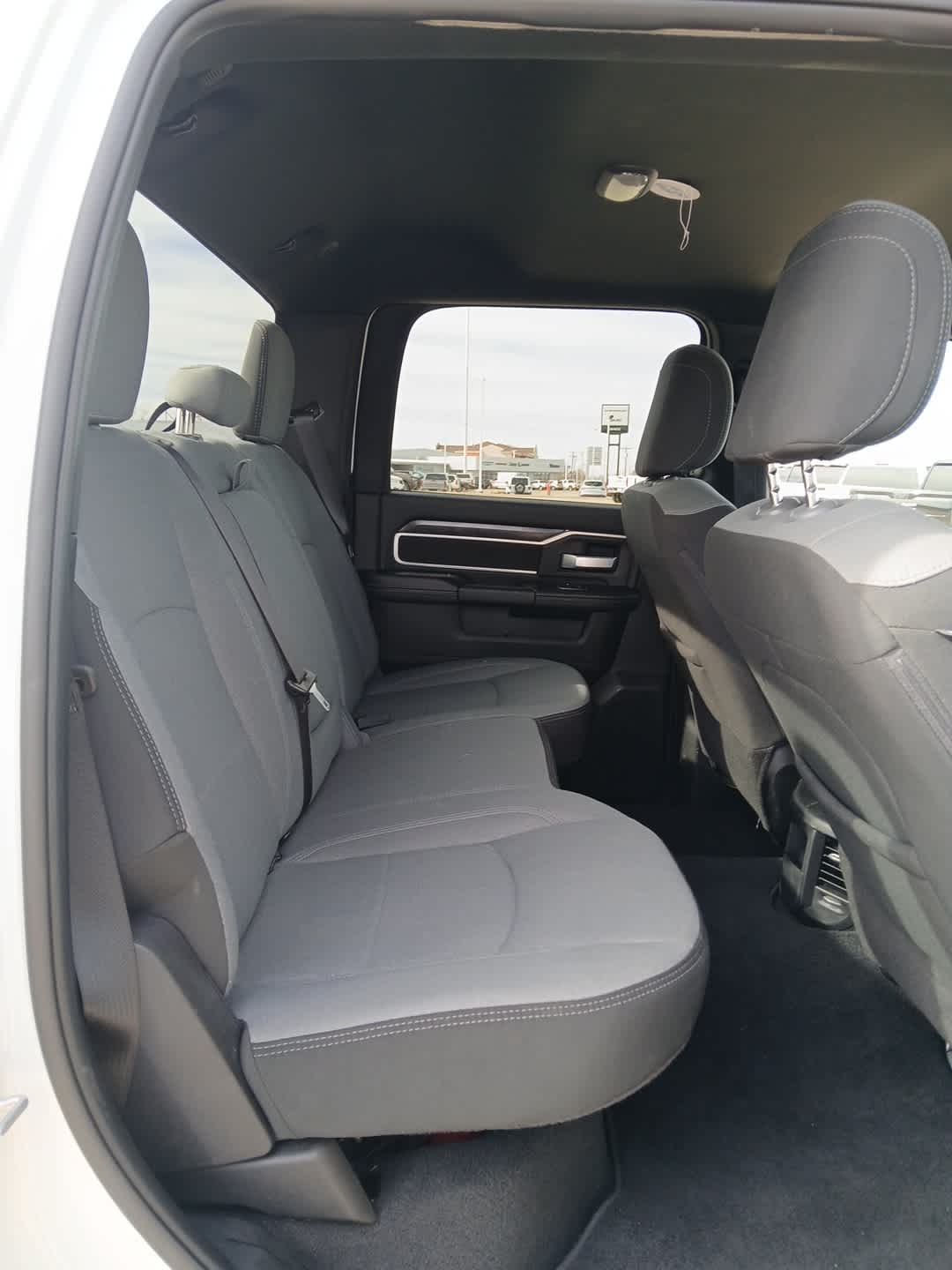 2024 RAM 3500 Big Horn Crew Cab 4x4 8' Box