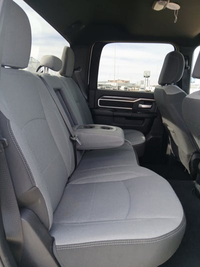 2024 RAM 3500 Big Horn Crew Cab 4x4 8' Box