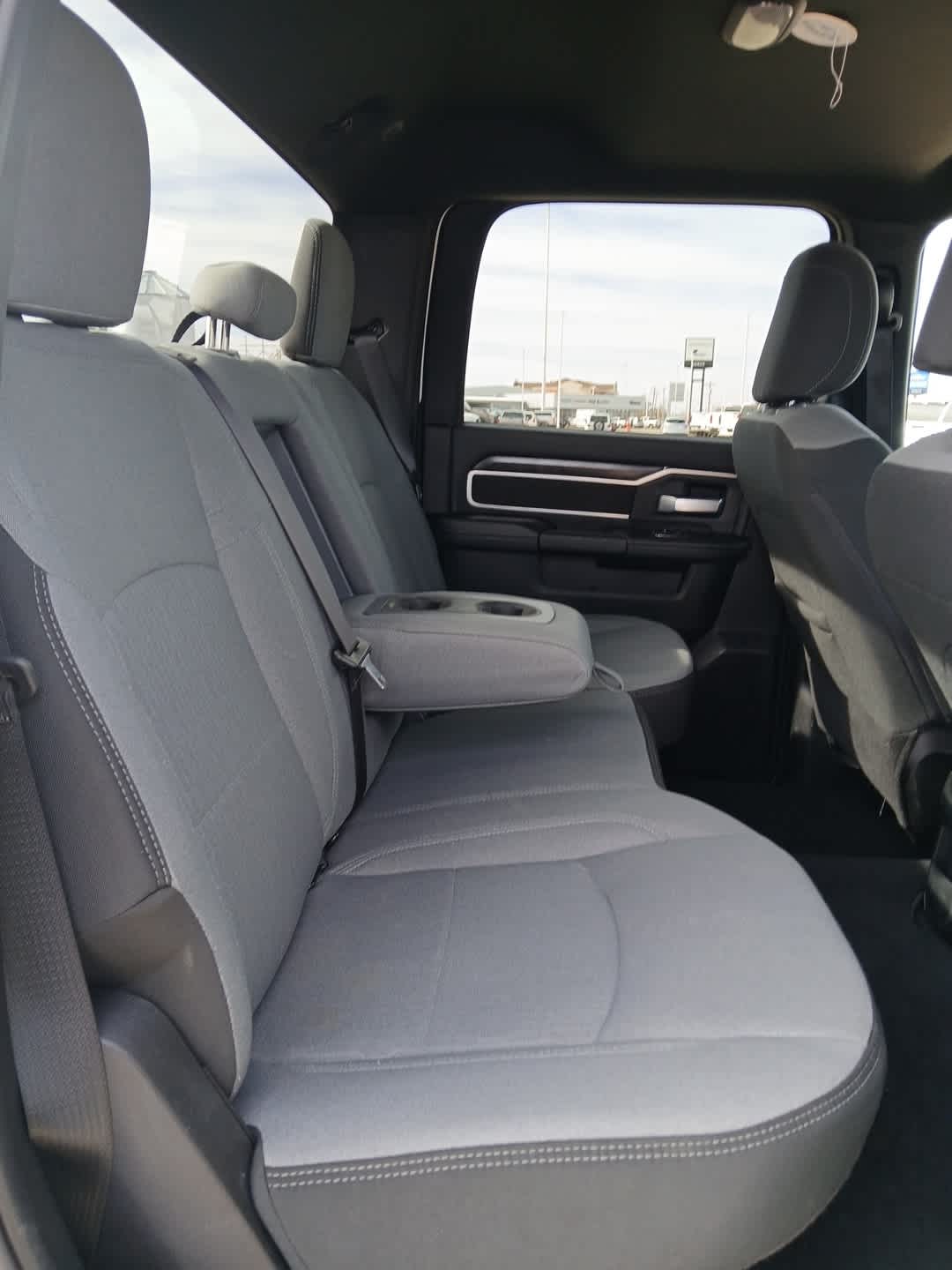 2024 RAM 3500 Big Horn Crew Cab 4x4 8' Box