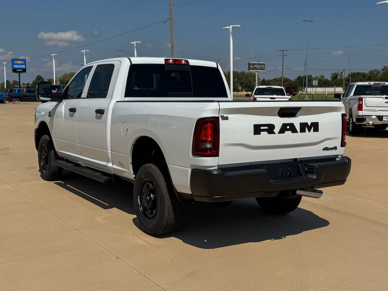 2026 RAM Ram 2500 RAM 2500 TRADESMAN CREW CAB 4X4 6'4' BOX