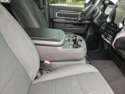 2025 RAM Ram 2500 Big Horn Crew Cab 4x4 6'4' Box