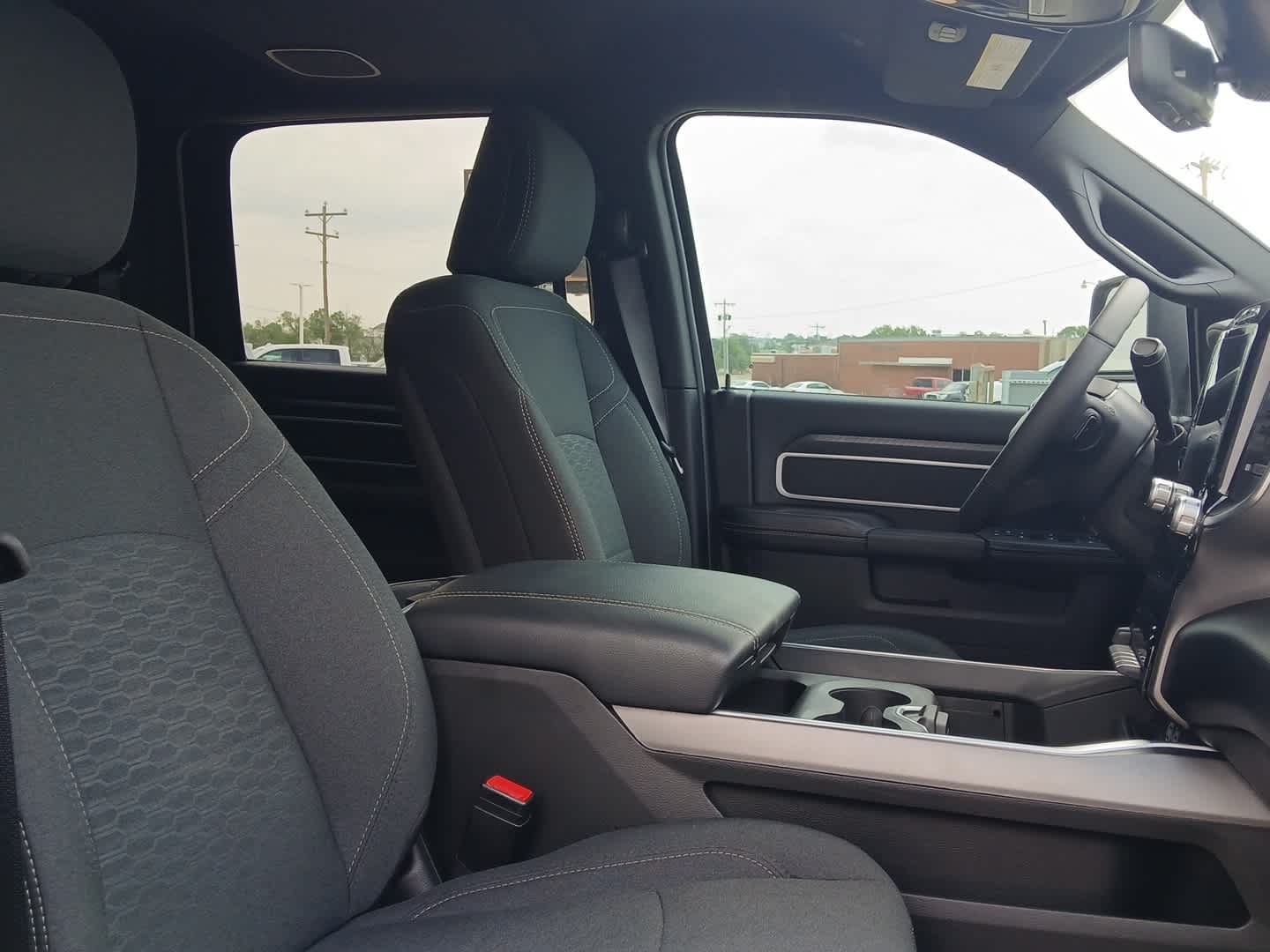 2025 RAM 3500 Big Horn Crew Cab 4x4 8' Box