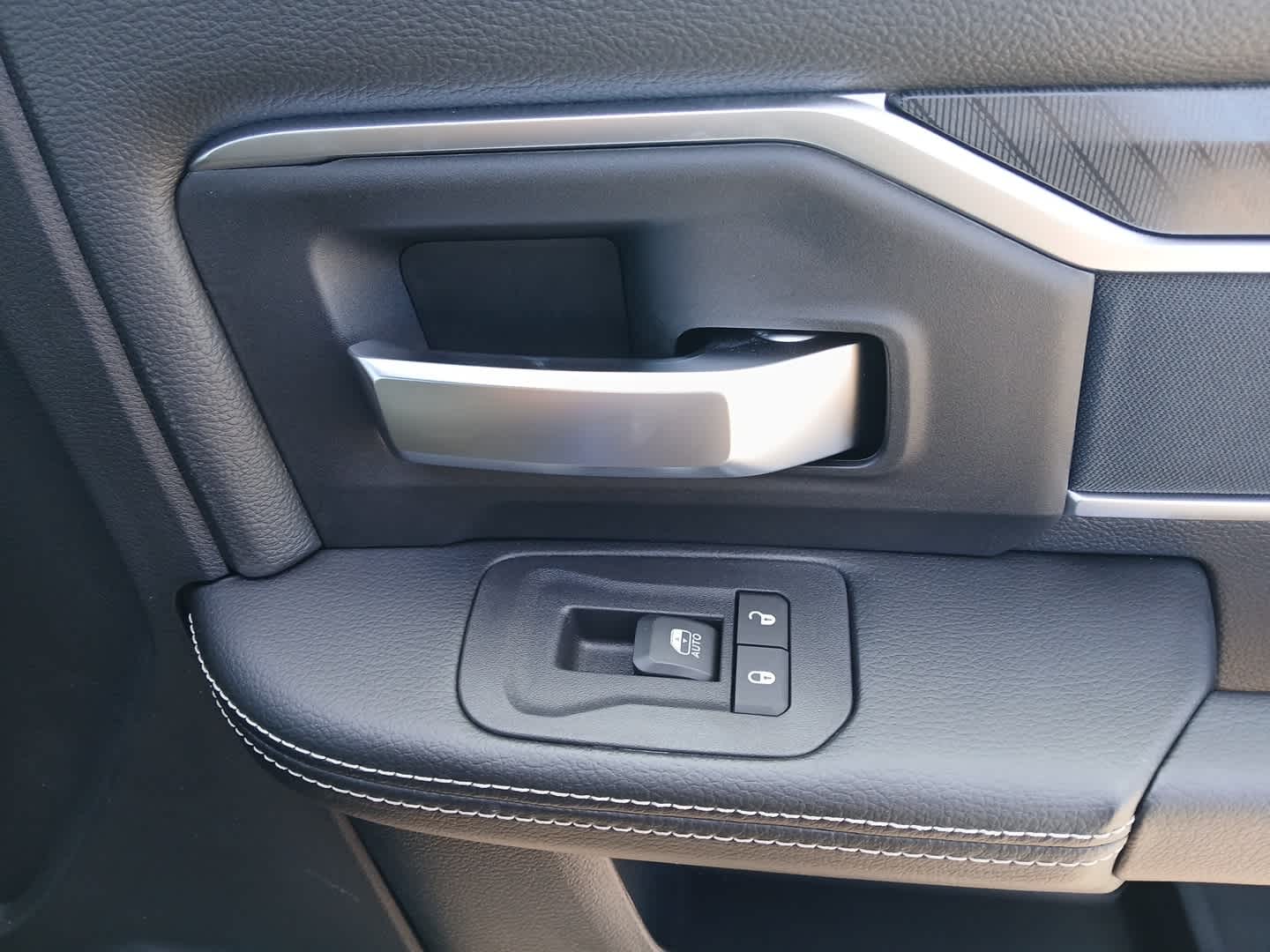 2026 RAM 3500 RAM 3500 BIG HORN CREW CAB 4X4 8' BOX
