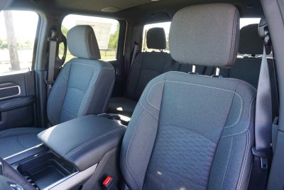 2027 RAM Ram 3500 RAM 3500 BIG HORN CREW CAB 4X4 8' BOX