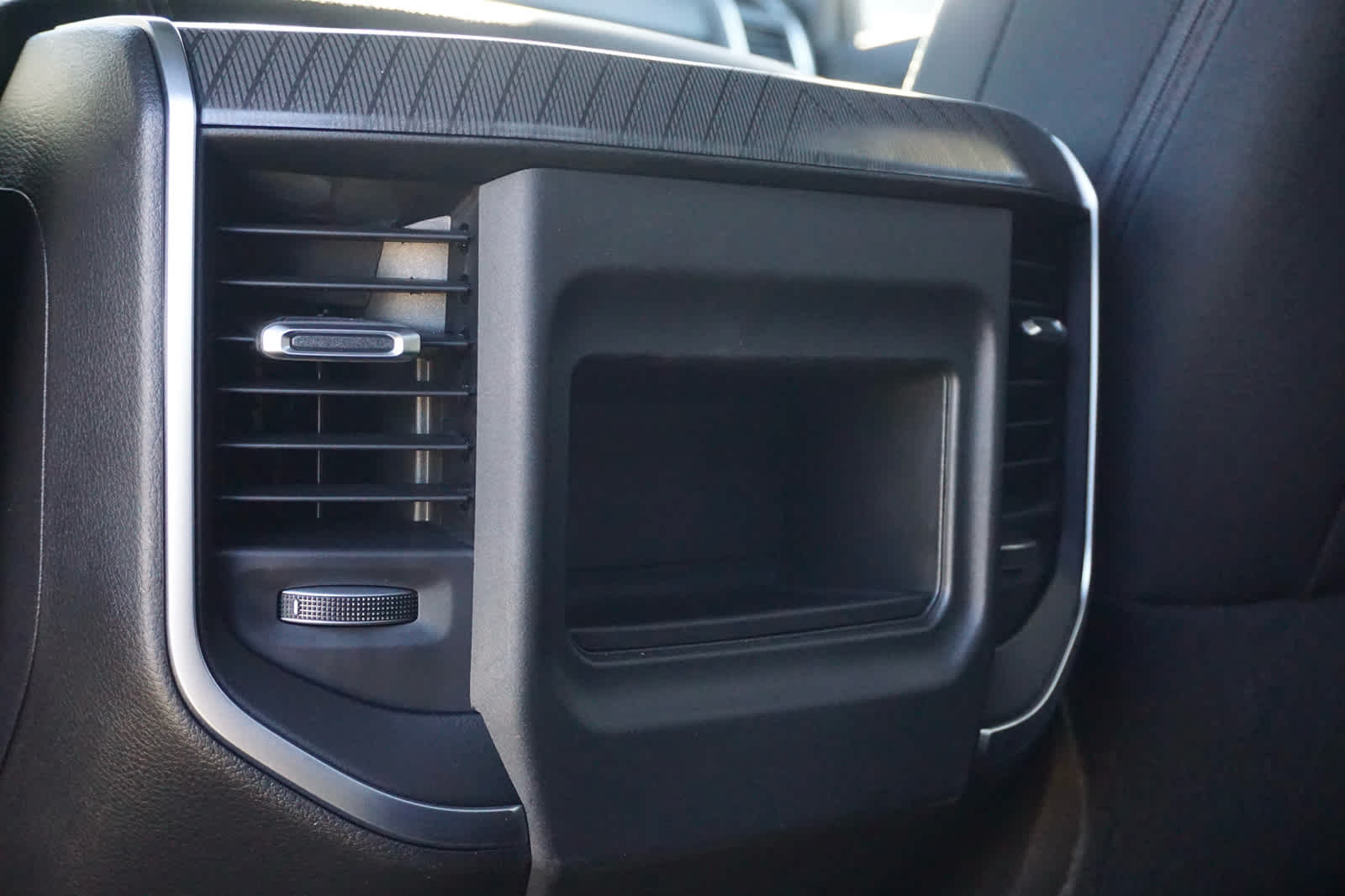 2027 RAM Ram 3500 RAM 3500 BIG HORN CREW CAB 4X4 8' BOX
