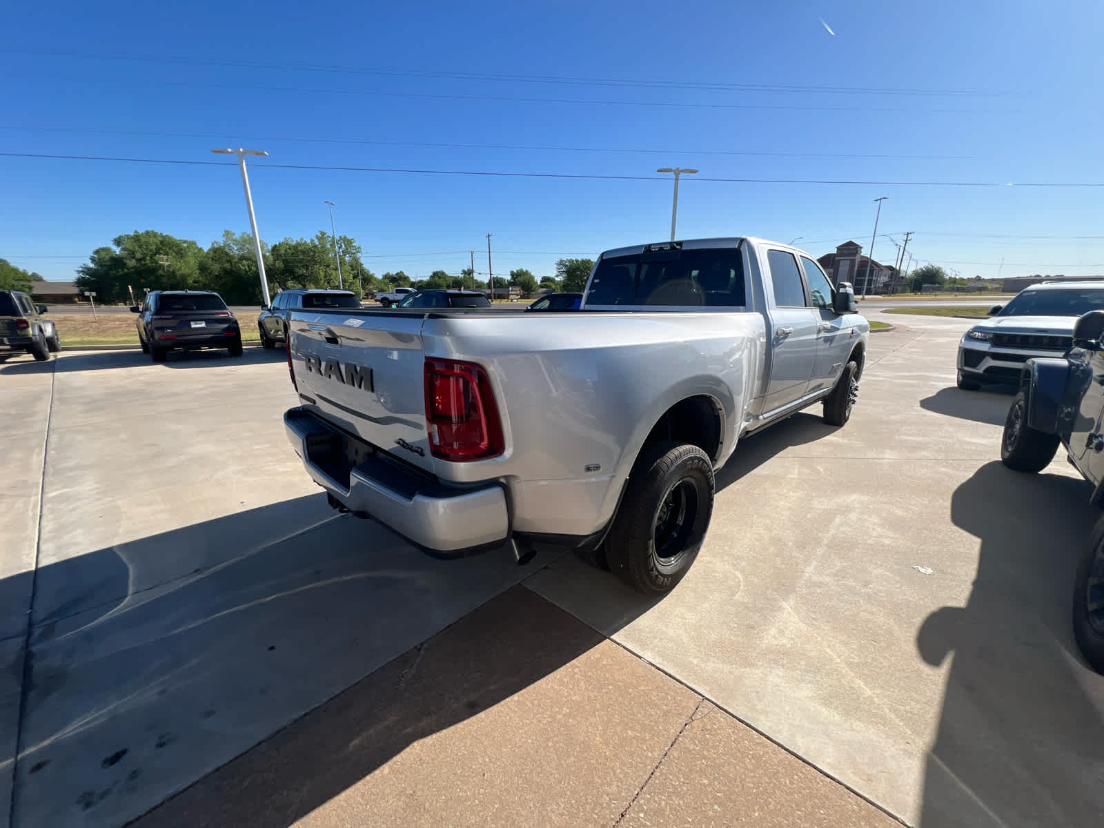 2026 RAM Ram 3500 RAM 3500 LARAMIE CREW CAB 4X4 8' BOX
