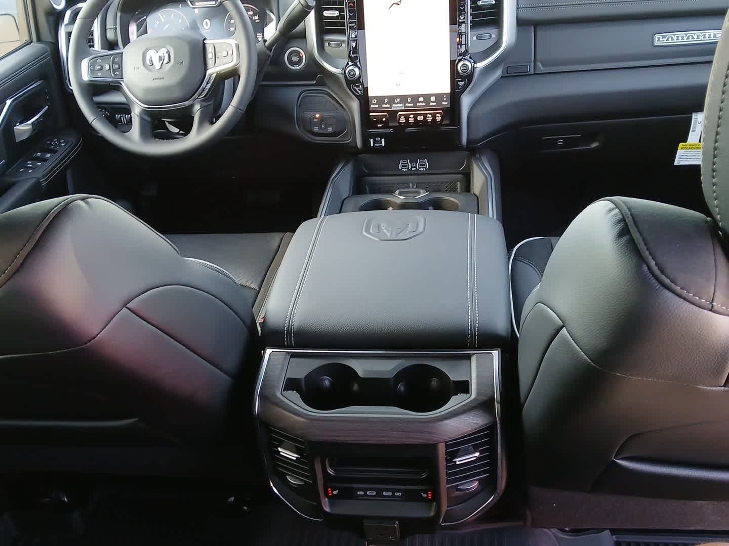 2026 RAM Ram 3500 RAM 3500 LARAMIE CREW CAB 4X4 8' BOX