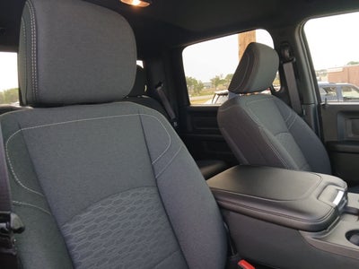 2026 RAM Ram 2500 RAM 2500 BLACK EXPRESS CREW CAB 4X4 6'4' BOX