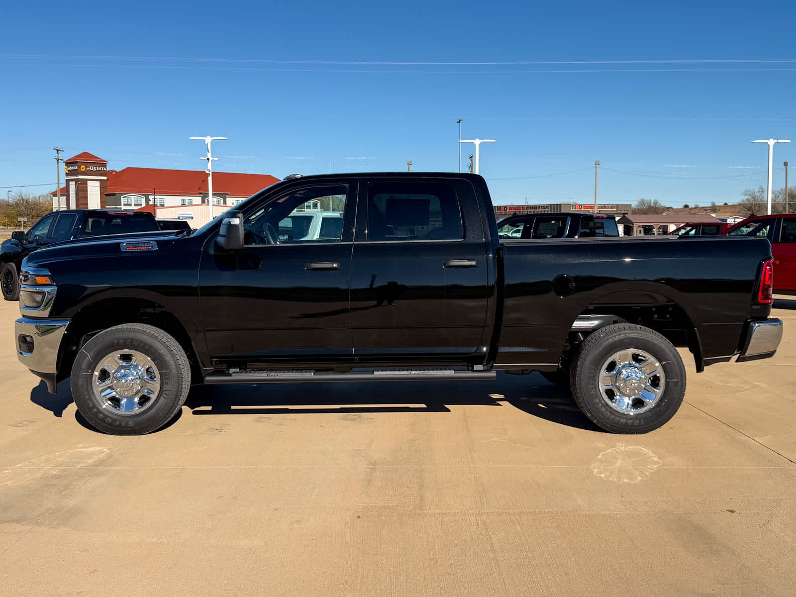 2026 RAM Ram 2500 RAM 2500 TRADESMAN CREW CAB 4X4 6'4' BOX