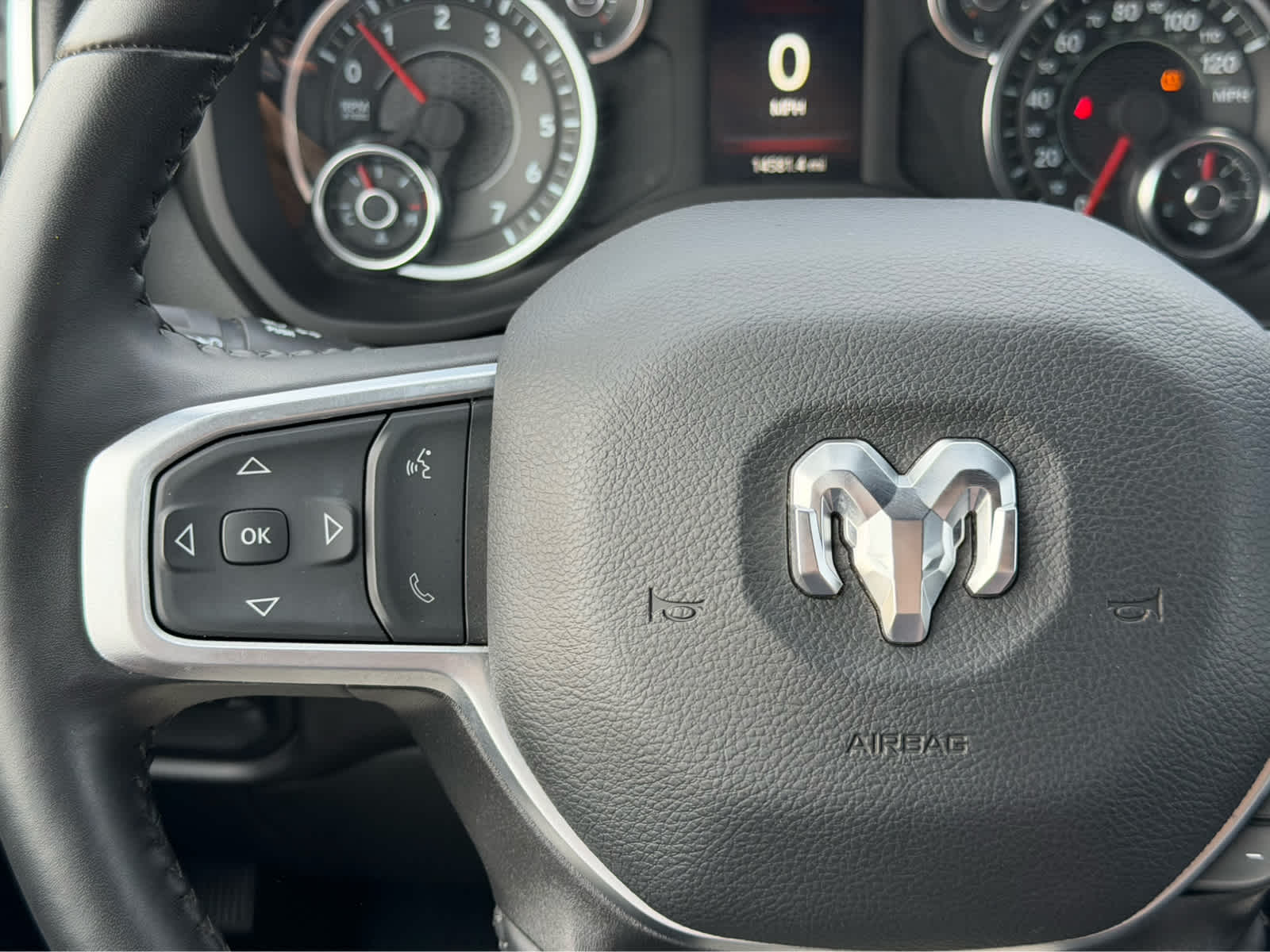 2024 RAM Ram 2500 Big Horn Crew Cab 4x4 6'4' Box