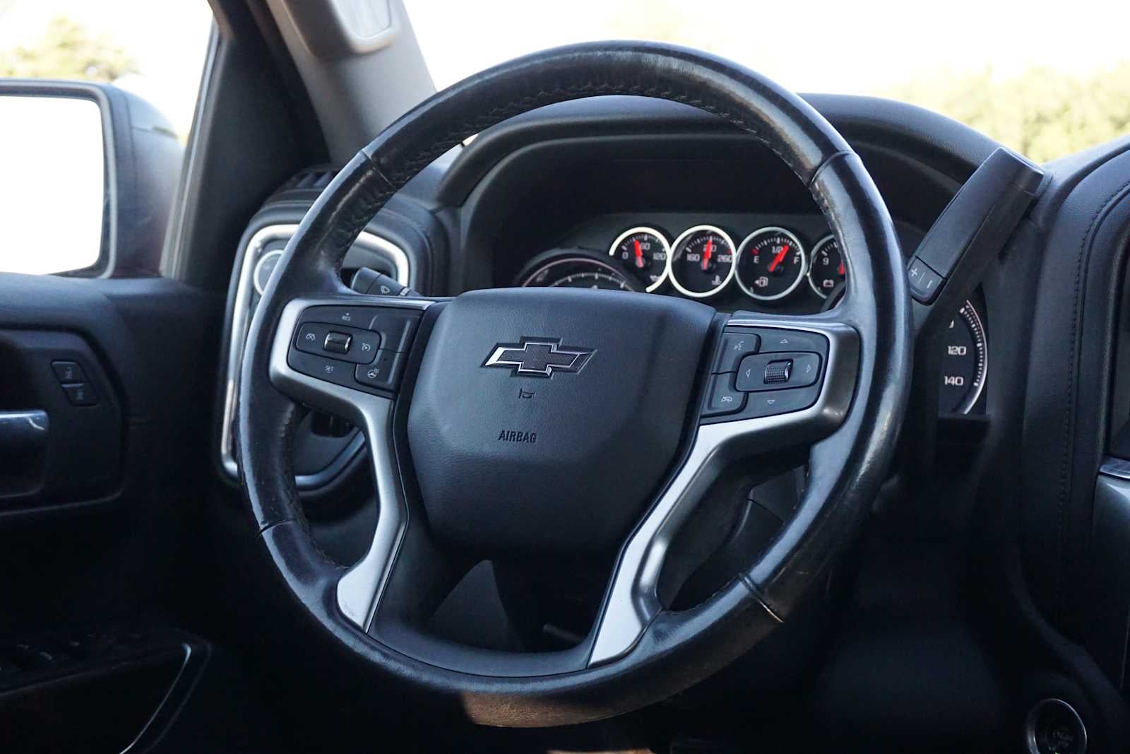 2022 Chevrolet Silverado 1500 LTD 4WD Crew Cab Short Bed RST
