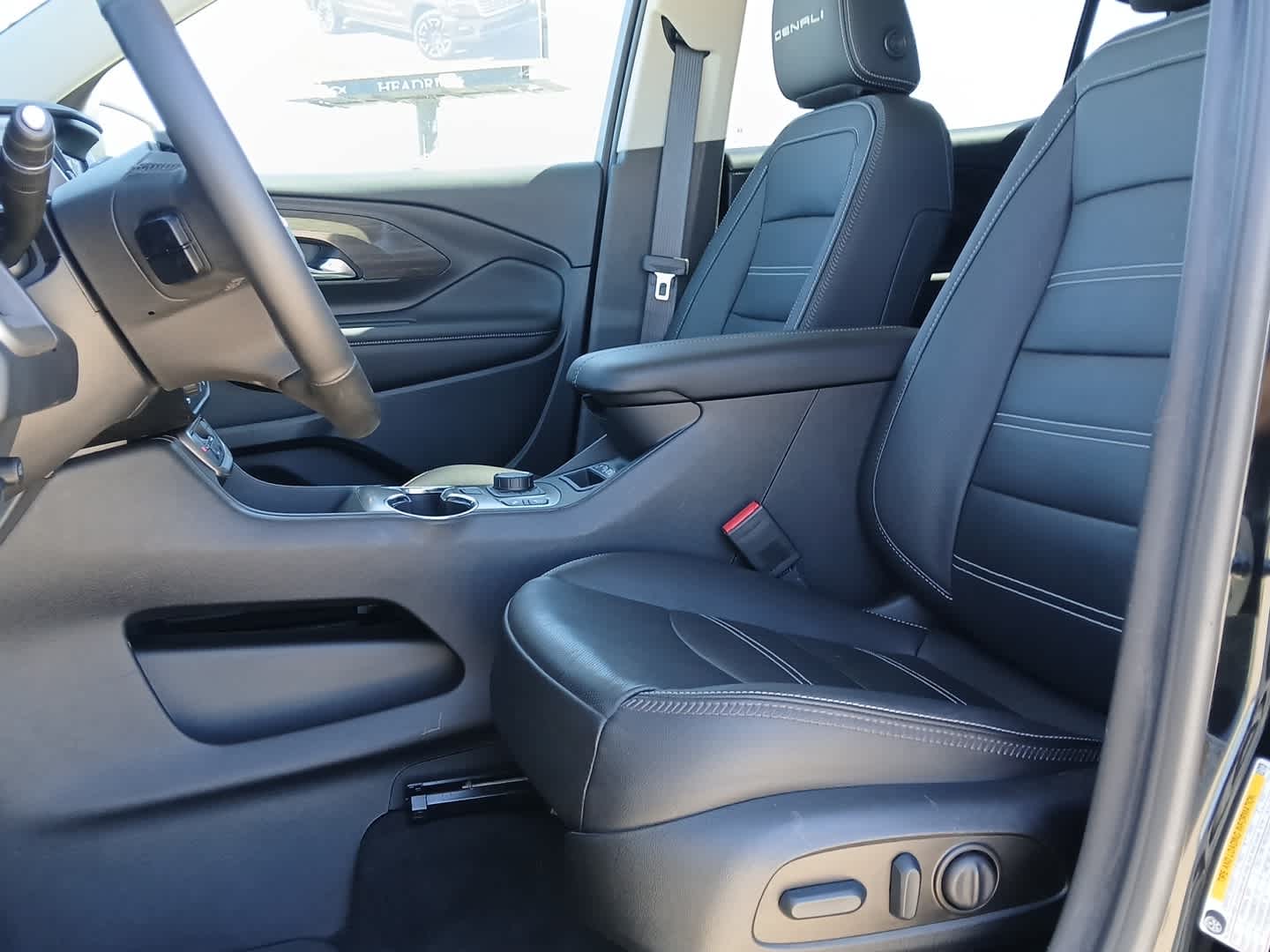 2023 GMC Terrain AWD Denali