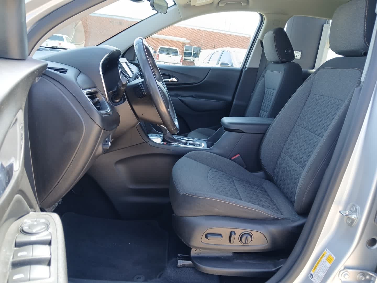 2022 Chevrolet Equinox FWD LT