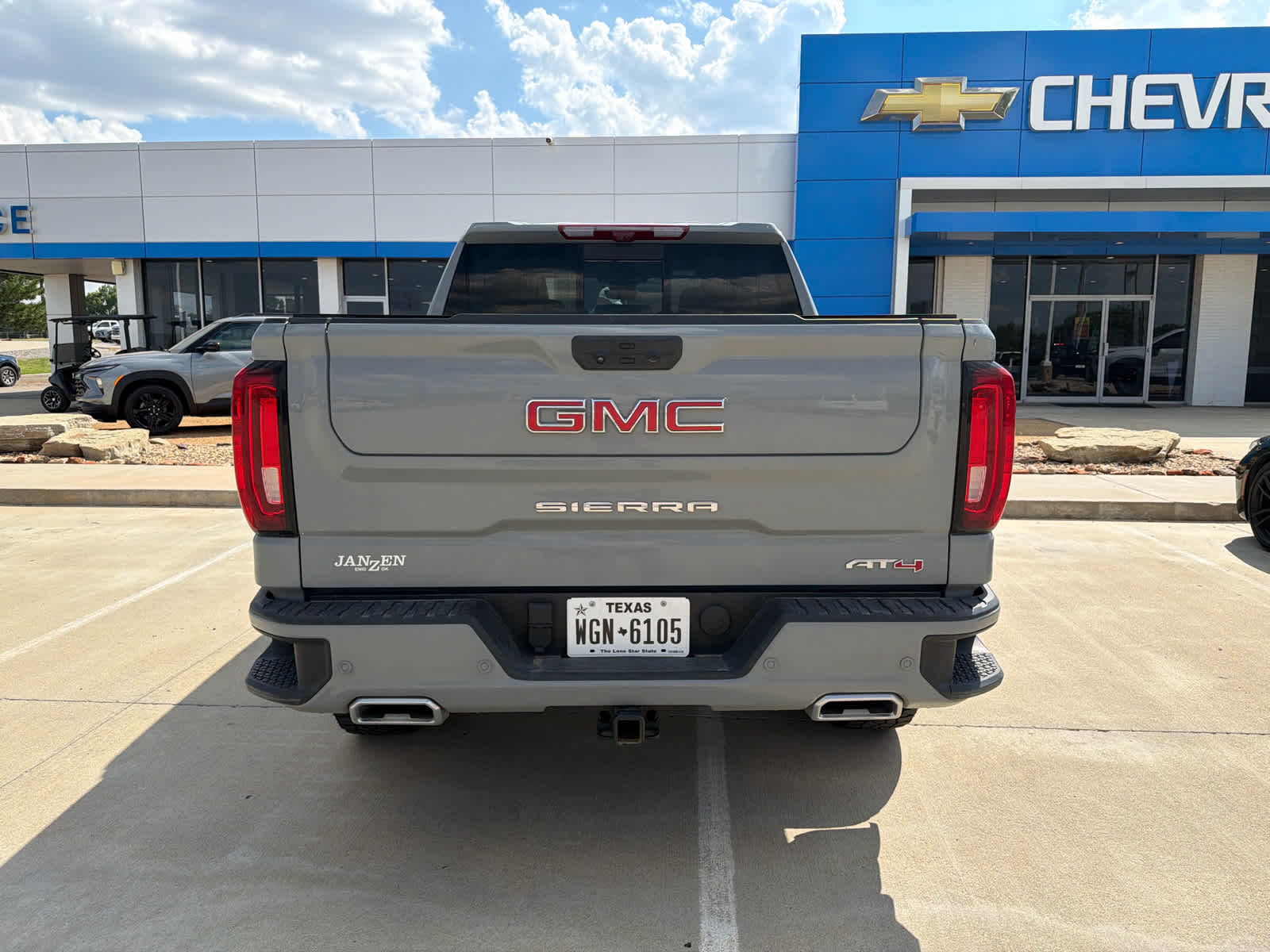 2025 GMC Sierra 1500 AT4