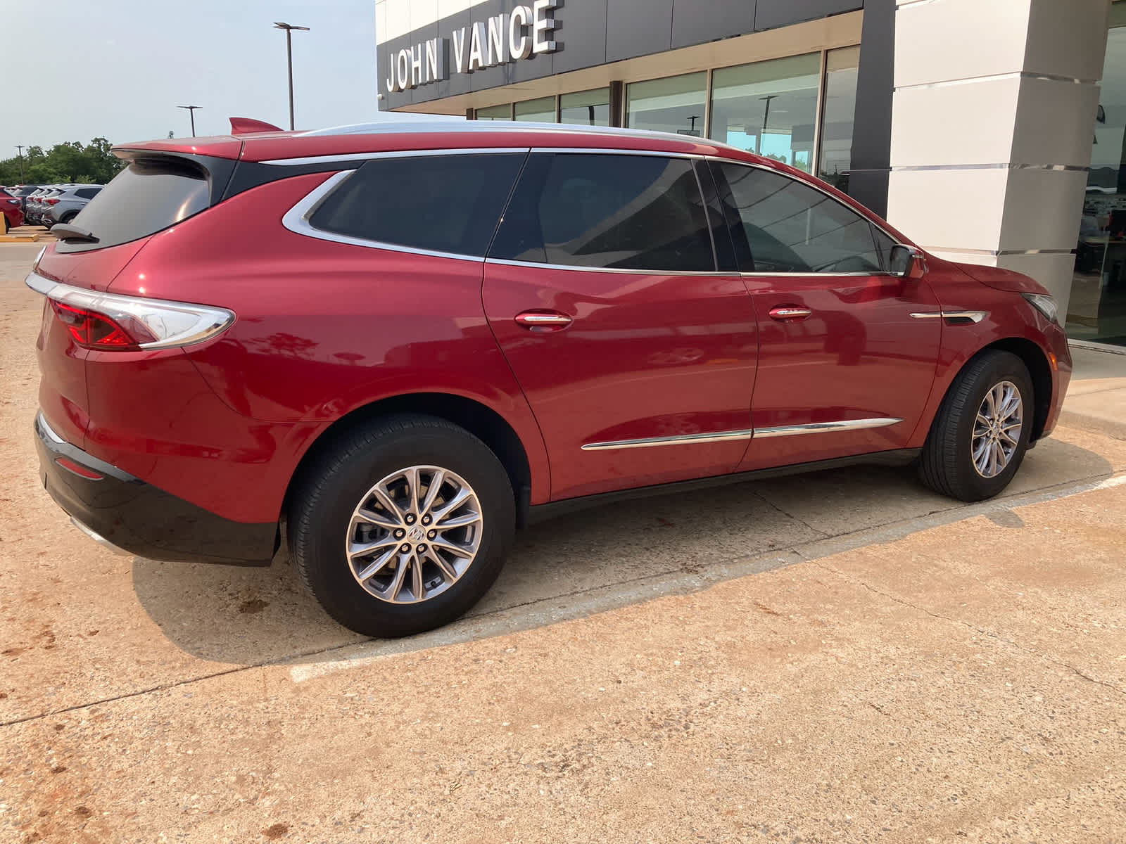 2023 Buick Enclave Essence FWD