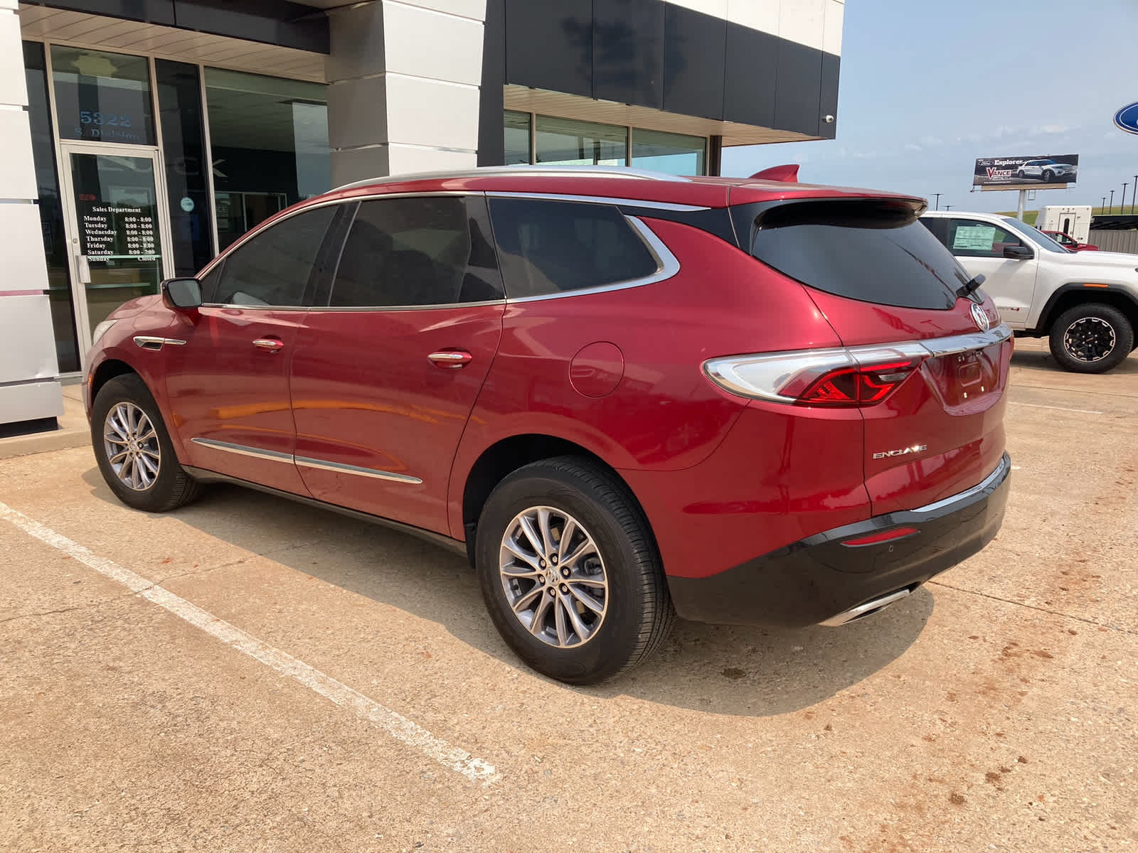 2023 Buick Enclave Essence FWD