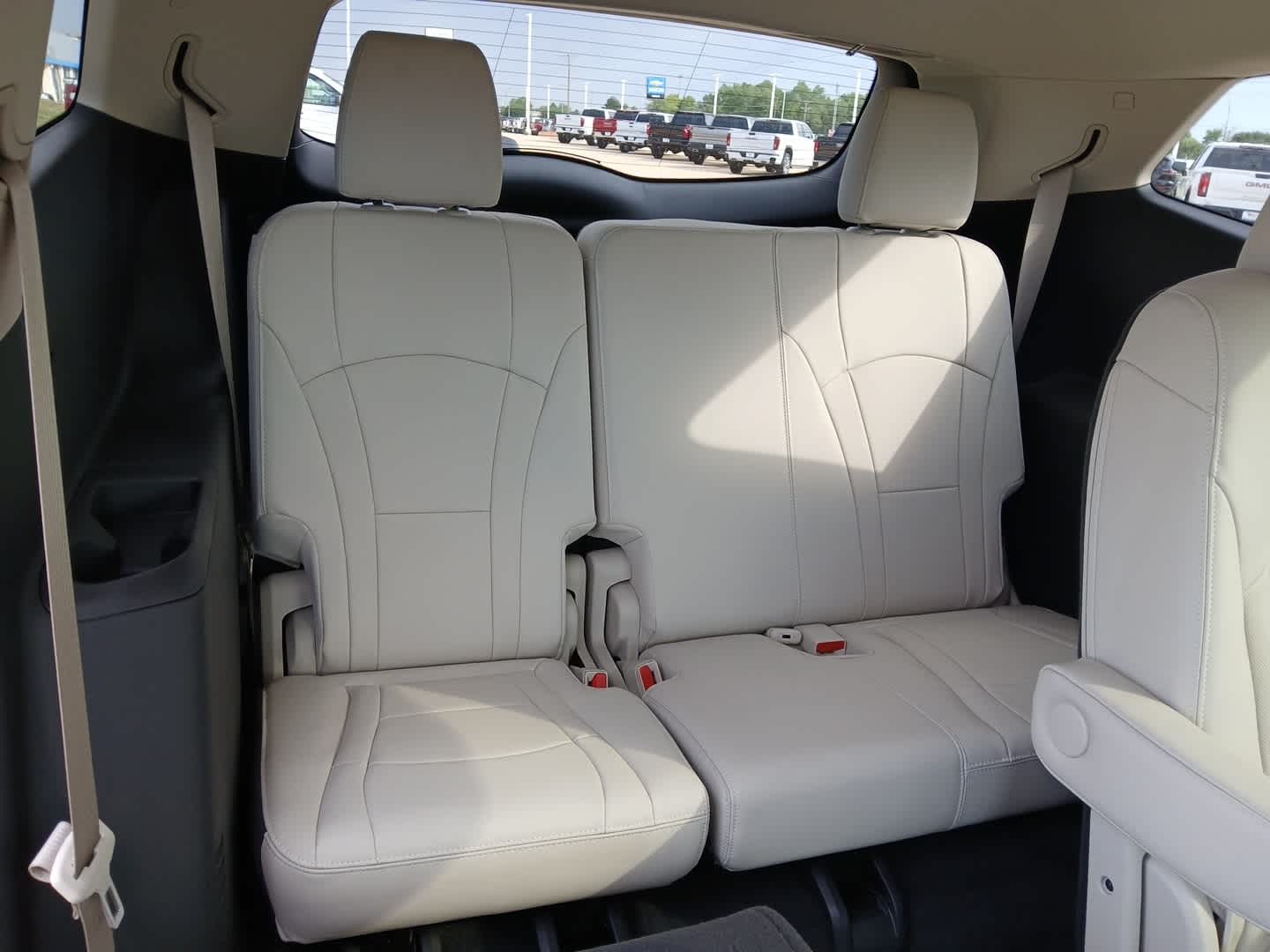 2023 Buick Enclave Essence FWD