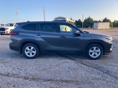 2023 Toyota Highlander LE