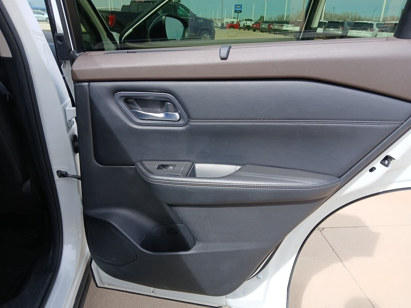 2023 Nissan Rogue SV FWD