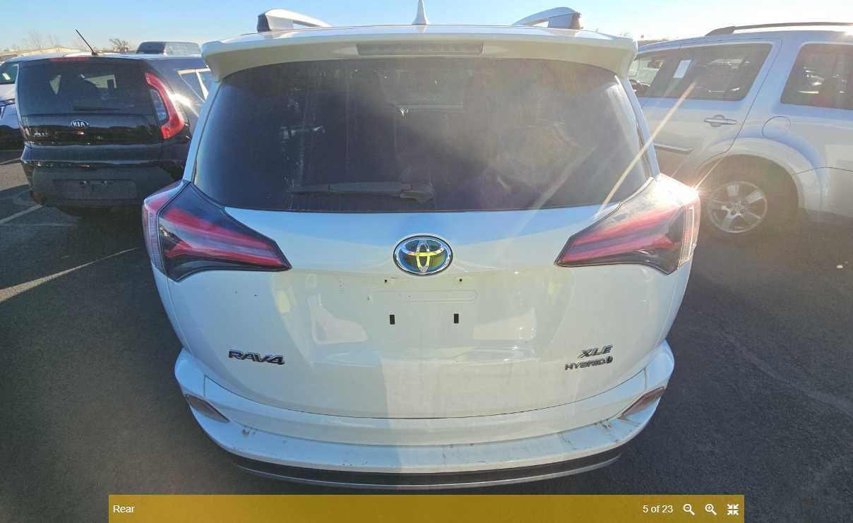 2018 Toyota RAV4 Hybrid XLE