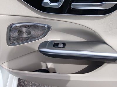 2025 Mercedes-Benz C 300 C 300